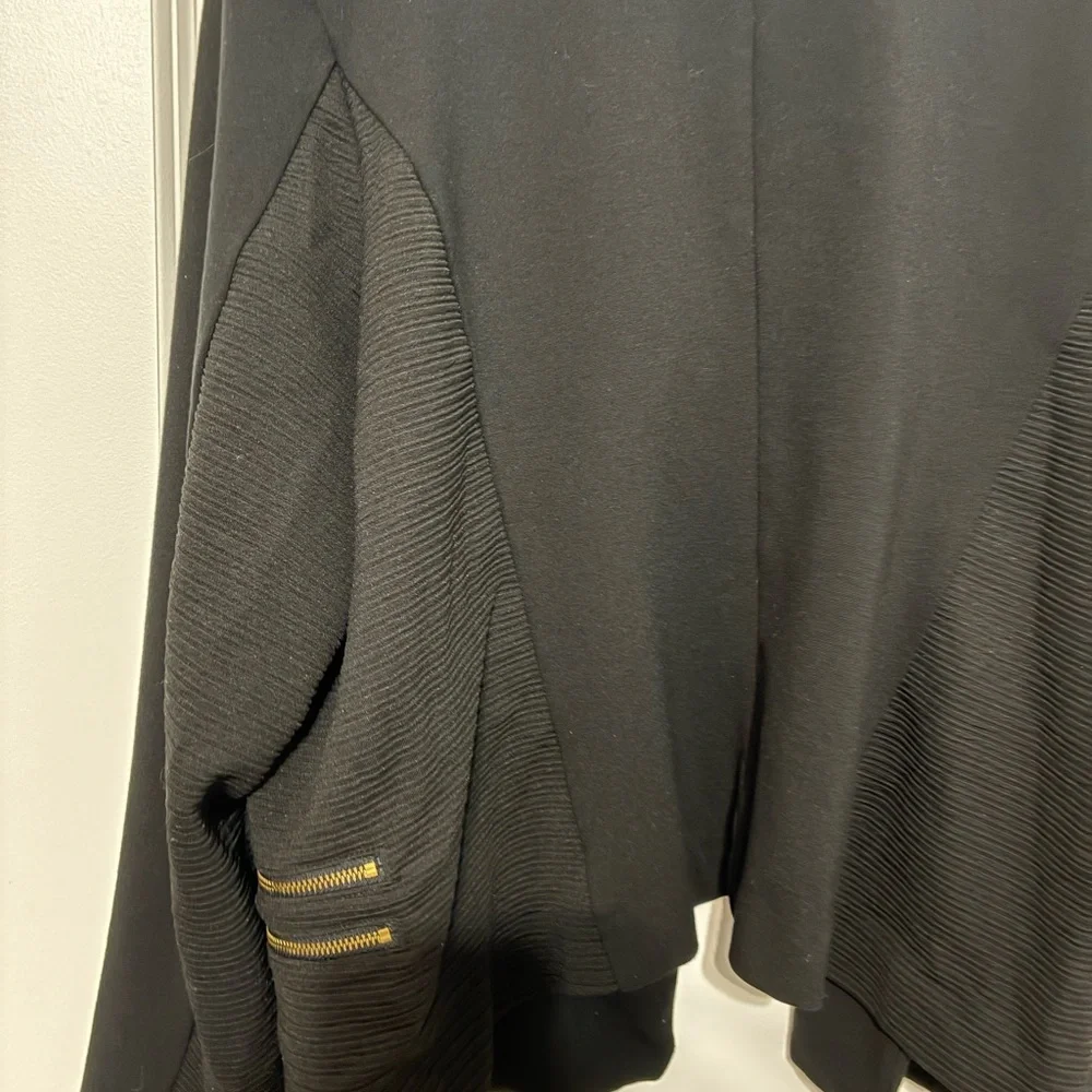 Chicos chic black